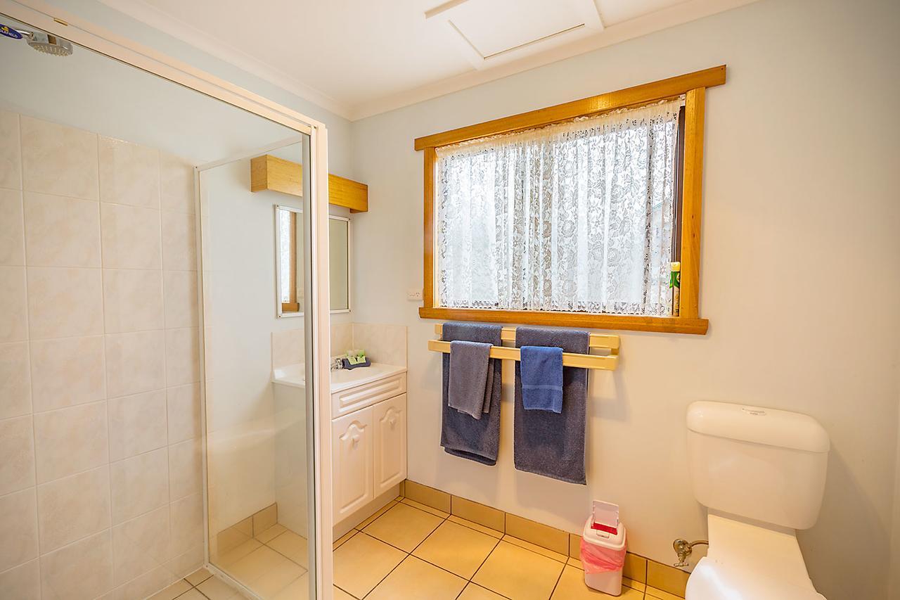 Queechy Motel Сент-Хеленс Экстерьер фото