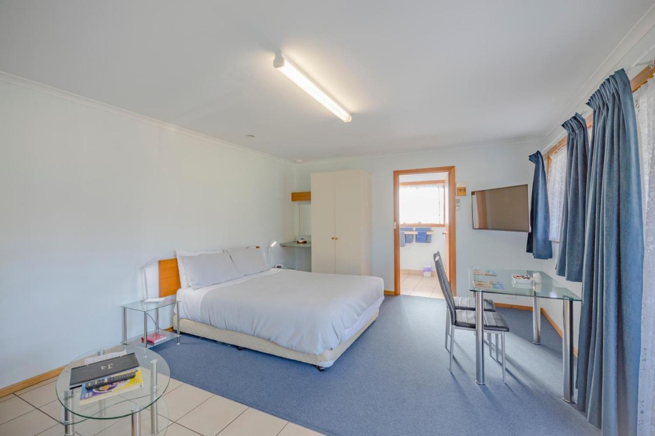 Queechy Motel Сент-Хеленс Экстерьер фото